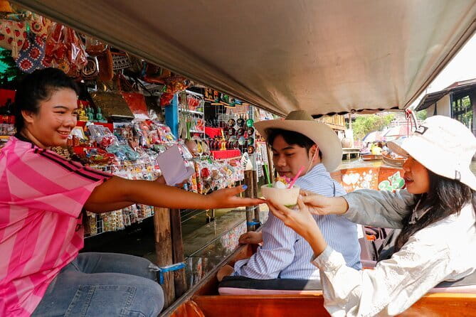 Day Trip to Bangkok Floating Market & Maeklong Railway - Riding the long-tail boat to Damnoen Saduak