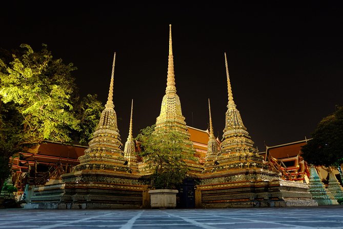 Discover Bangkok at Night 5-Hour Bike Tour with dinner - Crossing the Chao Phraya by local ferry