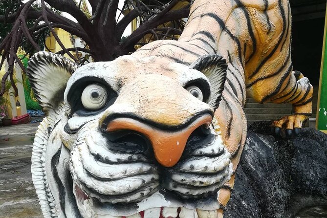 Discover Krabi - Emerald Pool, Hot Springs & Tiger Cave Temple - Tiger Cave Temple: a Buddhist retreat and a full-body workout