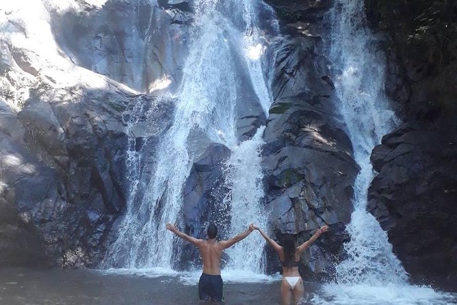 Doi Inthanon Day Trip:Twin Pagodas,Soft Hiking,Coffee Plantation - Wachirathan Falls: the easy visual payoff