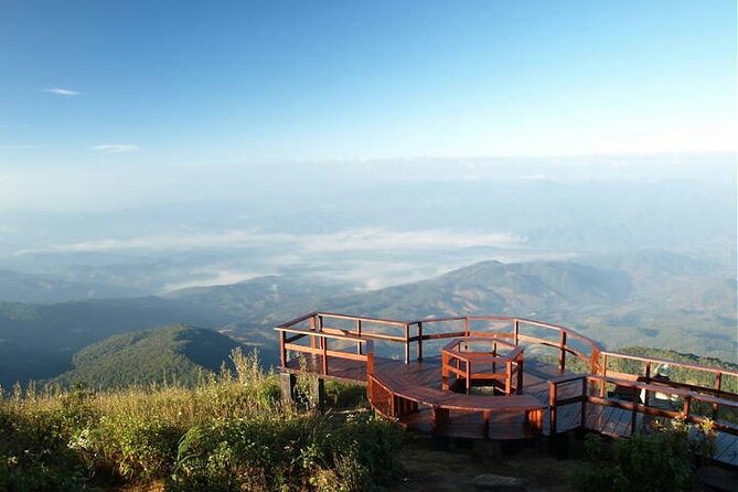 Doi Inthanon National Park with Nature Trail Trekking 1-Day Tour - Choosing between the two seasonal nature trails