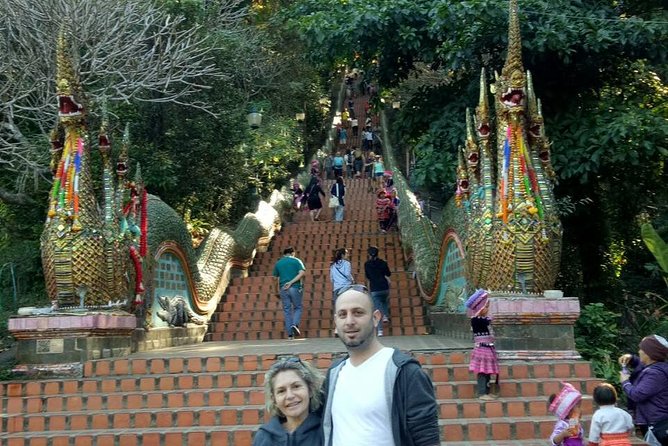 Doi Suthep Tour: Trekking at Doi Inthanon National Park with Lunch - Guides who shape the day