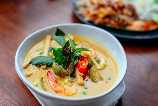 Drinks & Bites in Bangkok Private Tour - What the $68.61 price includes