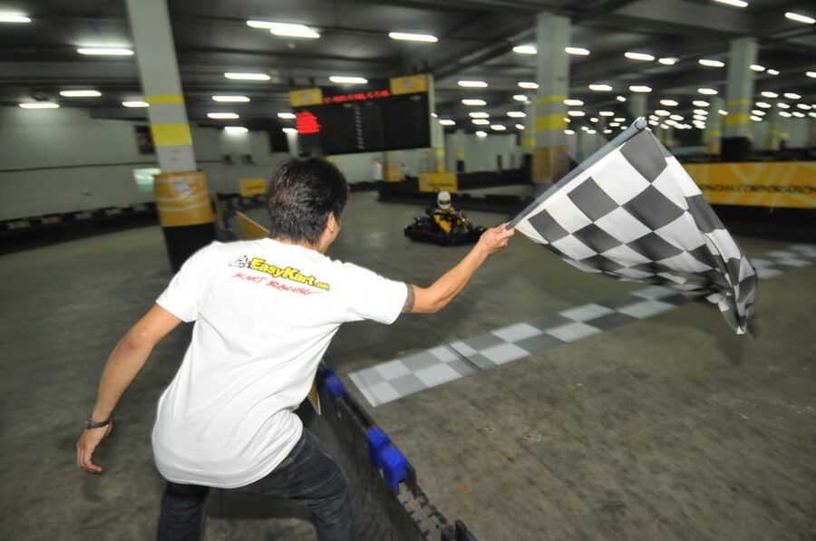 EasyKart Bangkok (RCA Plaza) : Go-Kart Racing Experience - Racing at RCA Plaza in central Bangkok