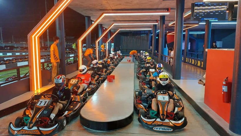 EasyKart Pattaya (Thepprasit): Go-Kart Racing Experience - Choosing between the beginner and advanced tracks