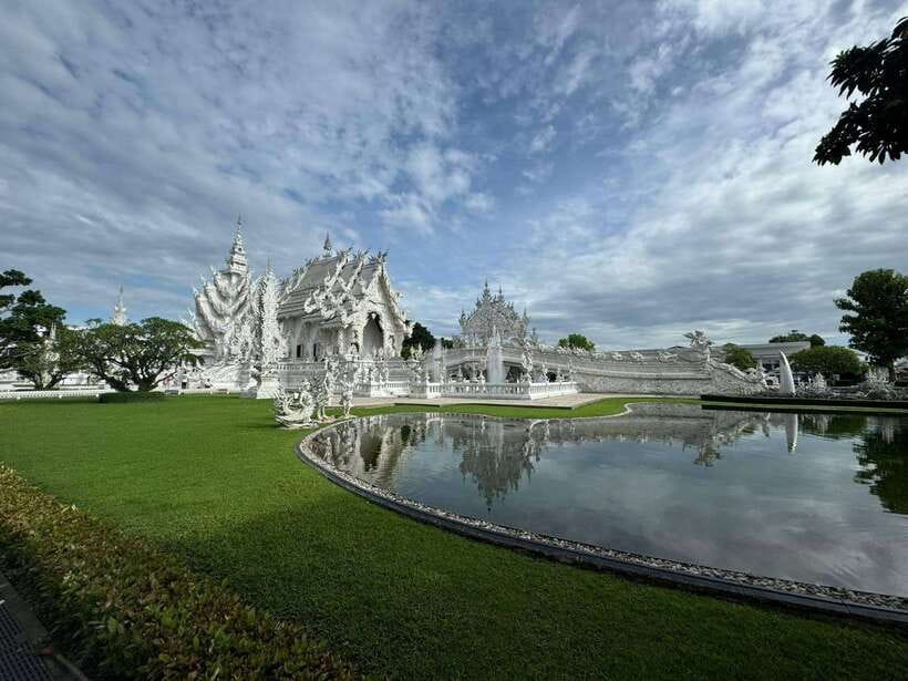 Explore the Chiang Rai and the Golden Triangle - The White Temple starts the visual show