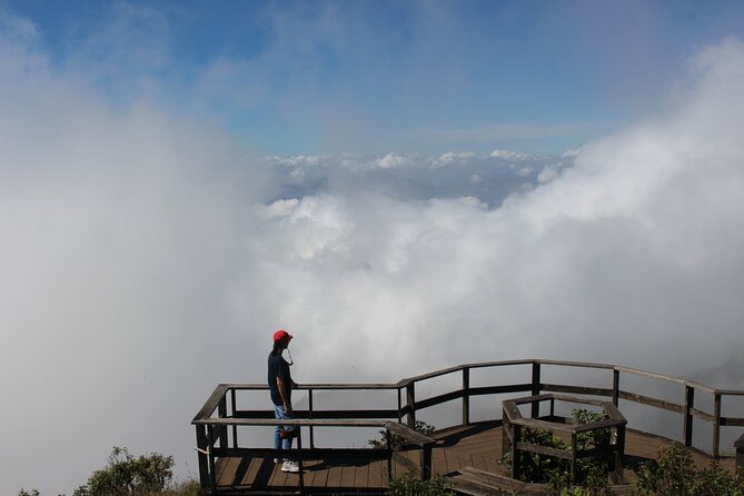 Fantastic! Famous Doi Inthanon National park tour with 2hr trekking - Pha Dok Siew Waterfall and the need for rain gear