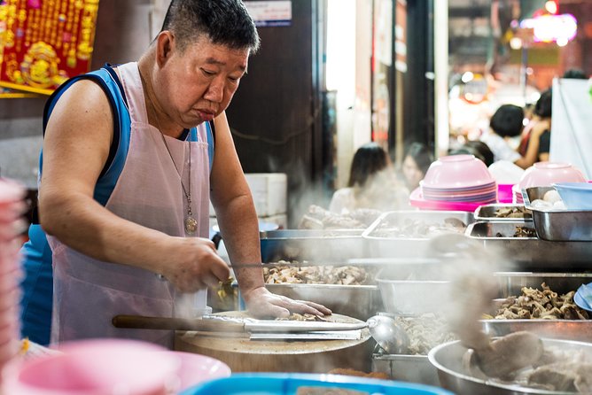 Flavors of Bangkok: Small-Group Chinatown Evening Food Tour - Why the guide makes a difference