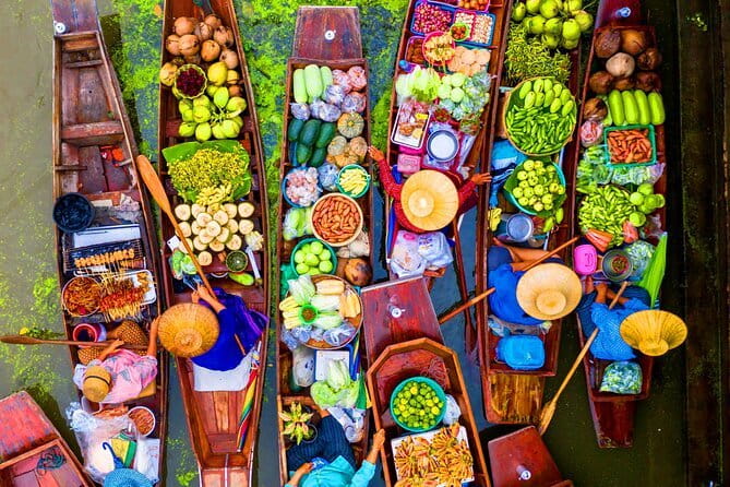 Floating and Railway Markets Private Tour - Taking the motorboat through Damnoen Saduak