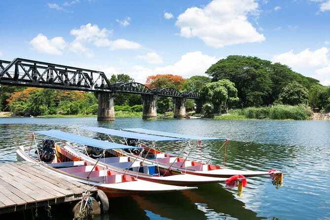 Floating and Railway Markets Private Tour - What the private format changes