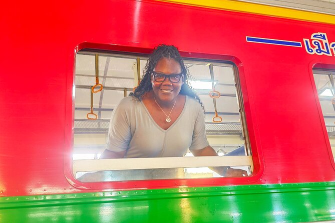 Floating Market & Train Market Private Tour(Premium Service) - What $117 per person really buys