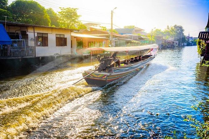 Floating Markets and Bridge on River Kwai Tour from Bangkok - Reaching Damnoen Saduak by longtail boat