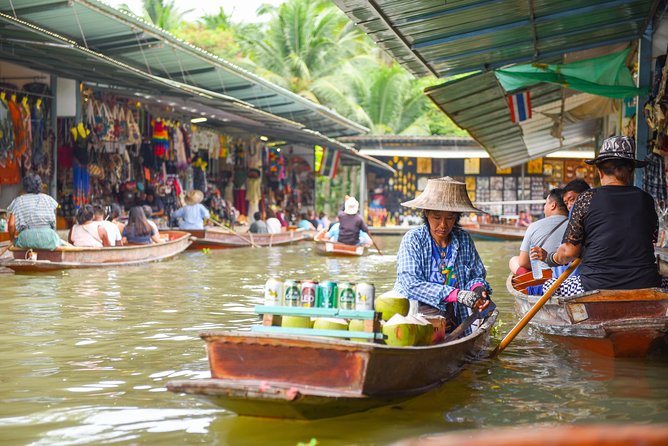 Floating Markets Day Trip from Bangkok - The long-tailed boat into Damnoen Saduak