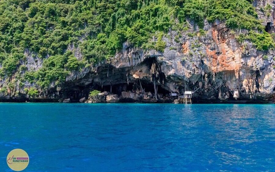 From Ao Nang: Phi Phi Islands Day Tour by Boat with Lunch - The early pickup from Ao Nang