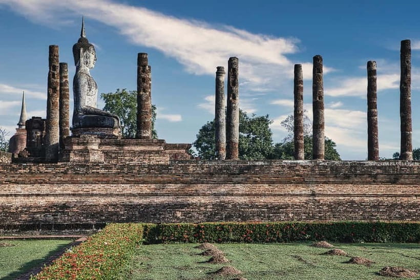 From Bangkok: Ayutthaya Heritage Tour with Sunset Boat Ride - The fruit market and snack box