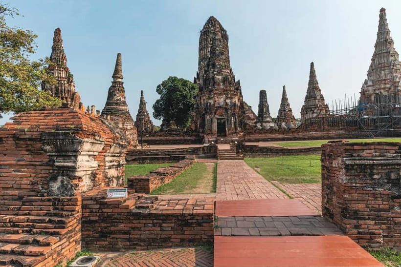 From Bangkok: Ayutthaya Heritage Tour with Sunset Boat Ride - The one-hour sunset boat ride
