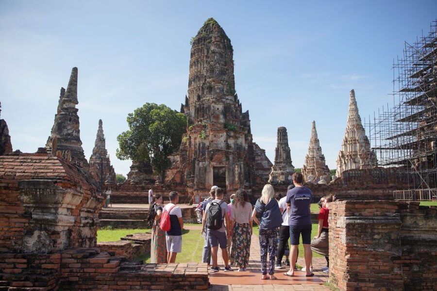 From Bangkok: Ayutthaya Historical Day Tour by Bus - Who should book this Ayutthaya tour?
