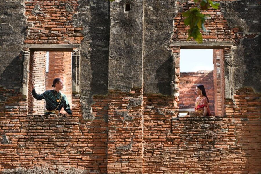 From Bangkok: Ayutthaya Historical Day Tour by Bus - Lunch in Ayutthaya and a taste of local food