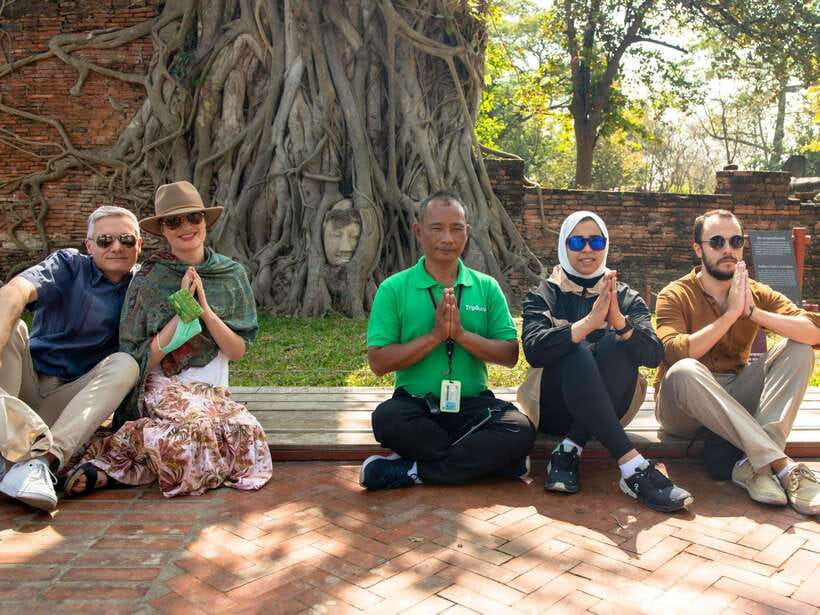 From Bangkok: Ayutthaya Historical Park Guided Day Trip - What the guide adds to the day