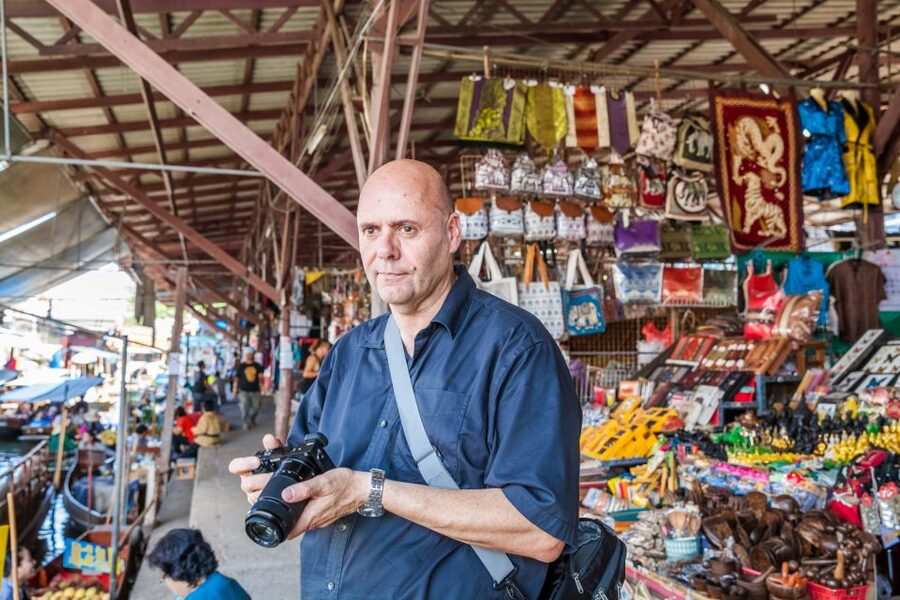 From Bangkok: Damnoen Saduak Floating Market Guided Tour - What to eat beside the canals