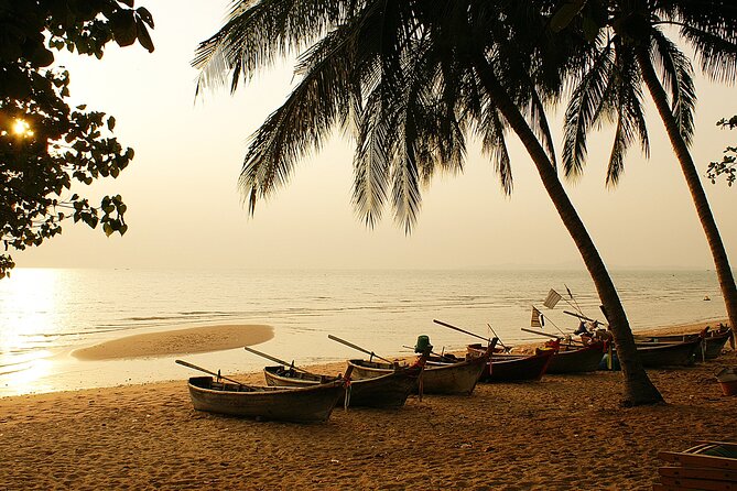 From Bangkok: Full Day Customizable Private Tour to Pattaya City - Buddha Mountain, beaches, and viewpoints
