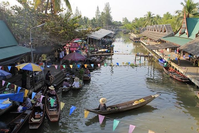 From Bangkok : Thaka Floating Market - Key points to know before booking