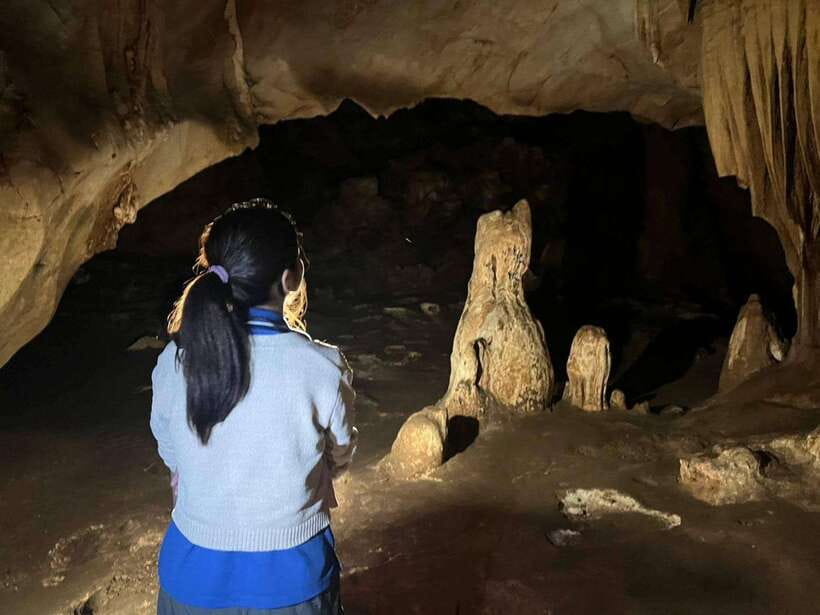 From Chiang Mai: Chiang Dao Cave & 5 Hill Tribe Villages - A long day made easier by good transport and guides