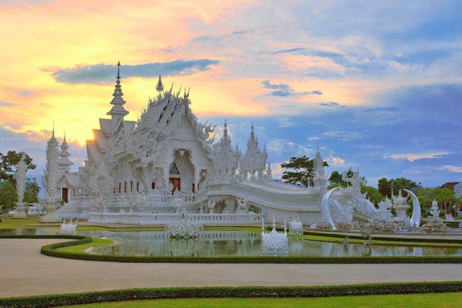 From Chiang Mai: Chiang Rai's Temples Exploration Day Trip - The Red Temple and additional sights