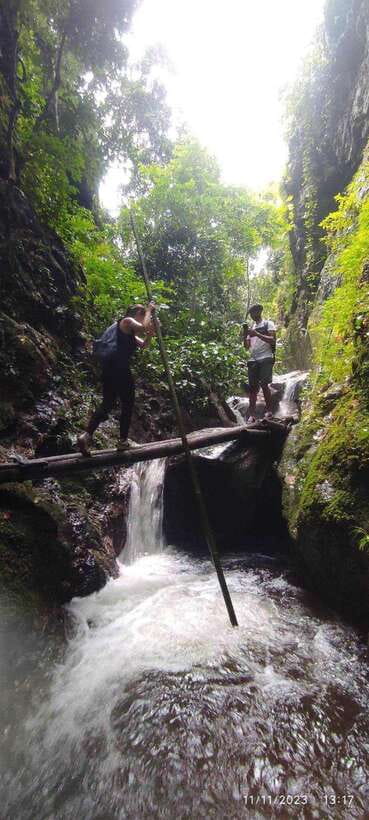 From Chiang Mai: Doi Saket Hiking Tour with Lunch - Stream crossings, bamboo, and the tricky sections