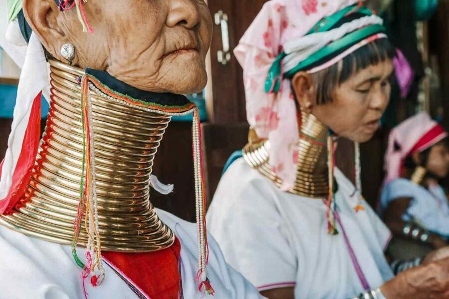 From Chiang Rai: Famous Temples and Golden Triangle Day Tour - Why this Chiang Rai tour packs so much into one day