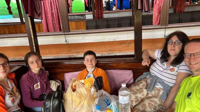 From Chiangrai: Slow Baot to Loas (Luangprabang) 2-Day Tour - Finding your place on a public slow boat