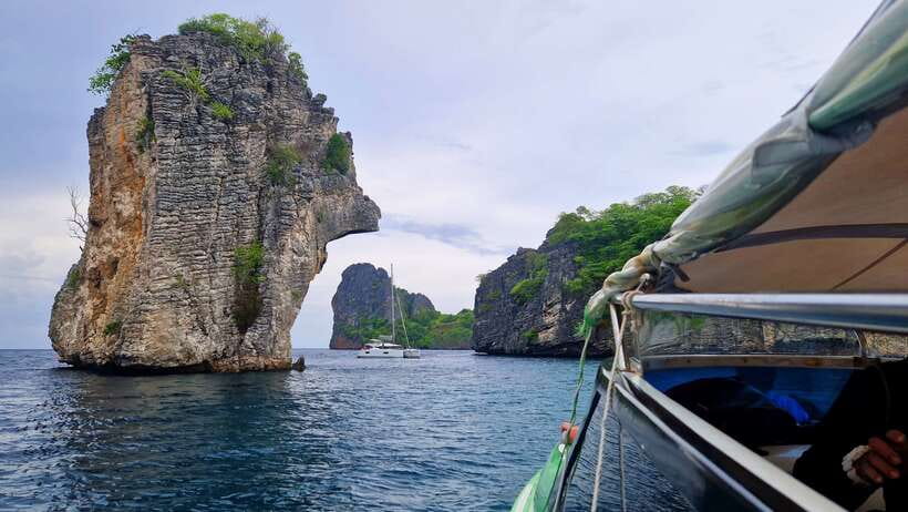From Koh Lanta: Koh Haa & Koh Rok Snorkel Tour by Speedboat - What the speedboat ride is really like
