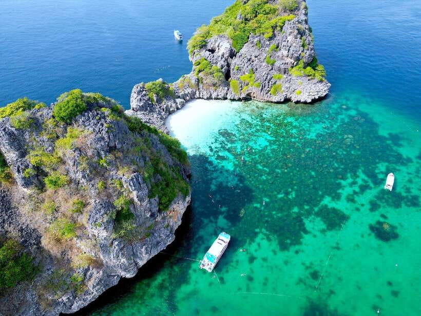 From Koh Lanta: Koh Haa & Koh Rok Snorkel Tour by Speedboat - Koh Haa: five islands and the first reef session