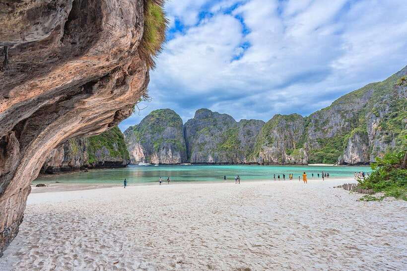 From Krabi: Maya Bay, Bamboo & Phi Phi Islands Day Tour - Phileh Lagoon is the best water stop