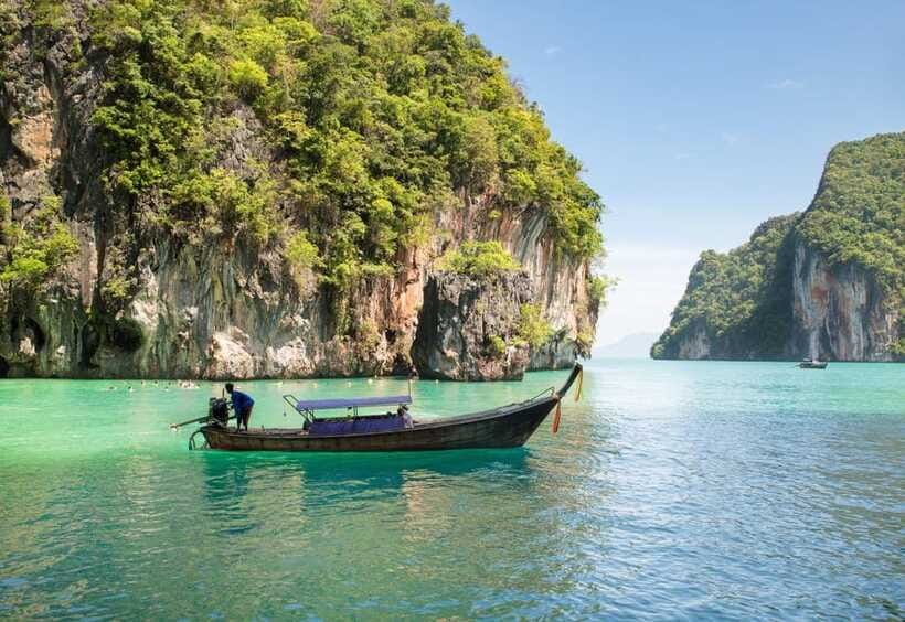 From Phi Phi islands: Phi Phi, Maya Area by longtail Boat - Loh Samah Bay adds a quieter contrast