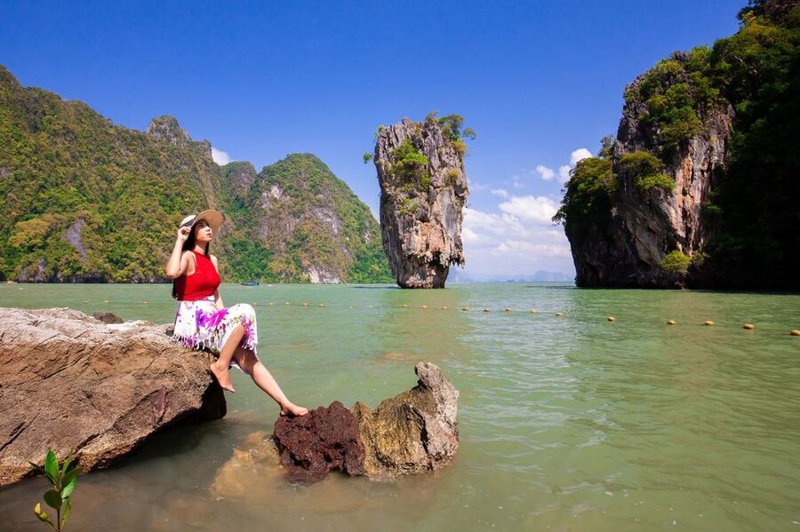 From Phuket: James Bond and Phang Nga Bay Tour by Speedboat - What the guides and crew add