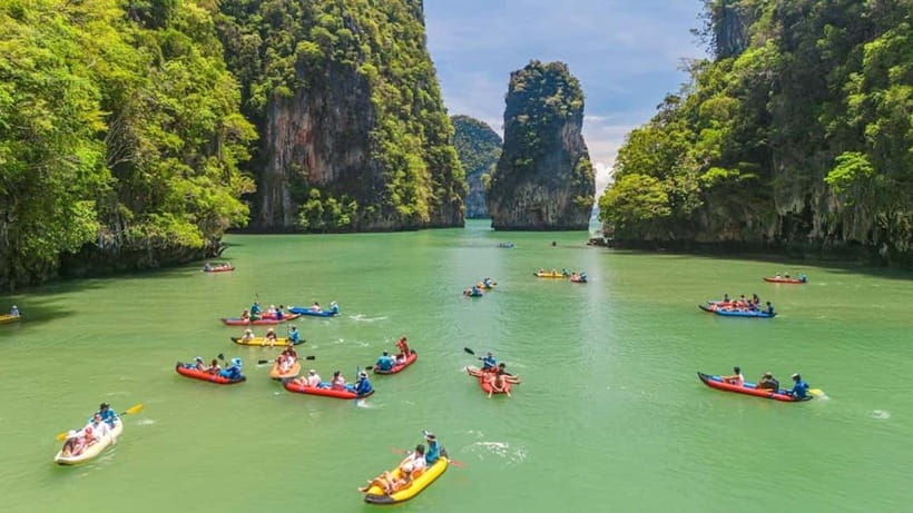 From Phuket : James Bond Island by Bigboat & Canoe Adventure - The final swim at Kaya Island