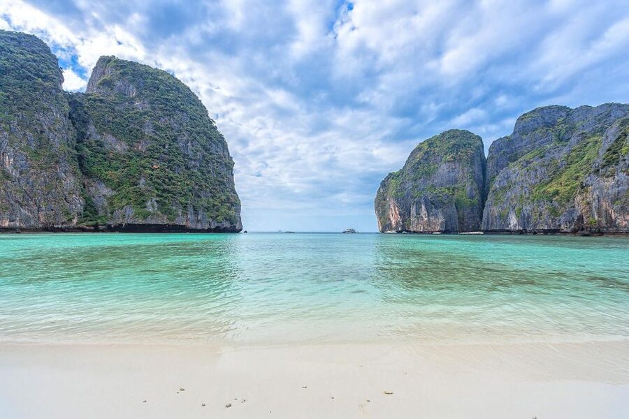 From Phuket: Phi Phi, Maya Bay, & Khai Islands Premium Trip - What this Phuket island day is really like