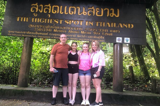 Full Day Car Hire with an English Speaking Driver in Chiang Mai - What this private Chiang Mai day really offers