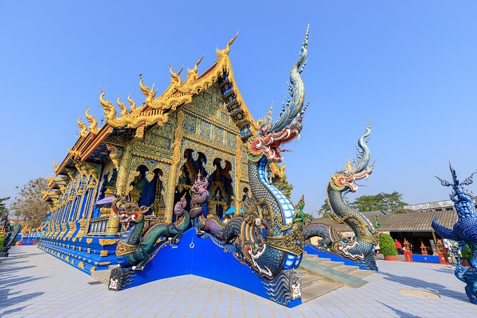 Full Day Chiang Rai 3 Temples White, Blue,Big Bhudha Temples - Thai buffet lunch at midday