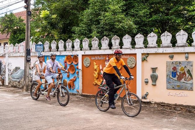 Full Day Cycling tour to Sukhothai Historical Park - Wat Chang Lom and the park’s quieter corners