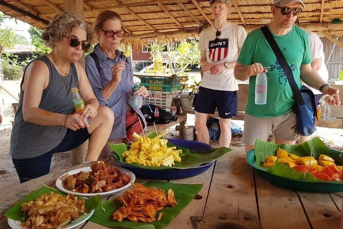 Full-Day Historical Park and Countryside Tour in Sukhothai - Wat Mahathat, the heart of the old capital