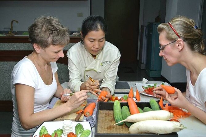 Full Day Professional Thai Fruit and Vegetable Carving Class - Who will enjoy this class most