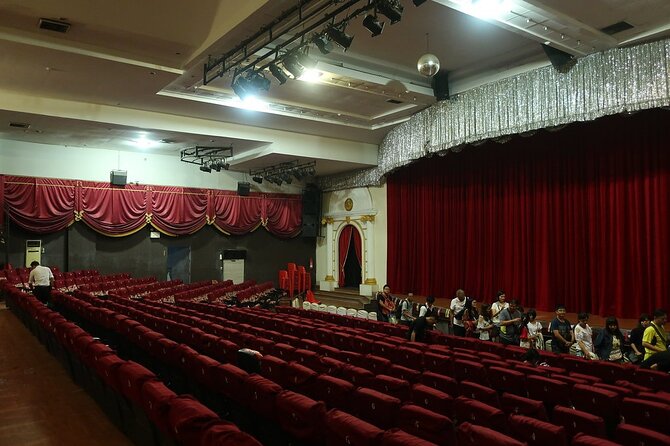 Golden Dome Cabaret: A Night of Glamour and Glitter - Getting to Golden Dome from central Bangkok