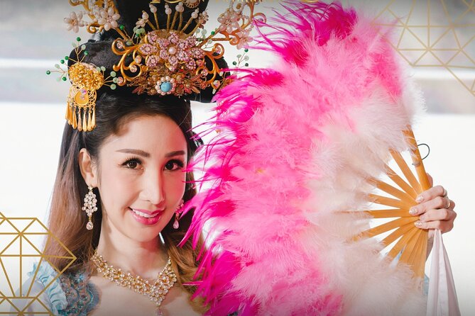 Golden Dome Cabaret Show Bangkok - The optional photo session and the end of the night