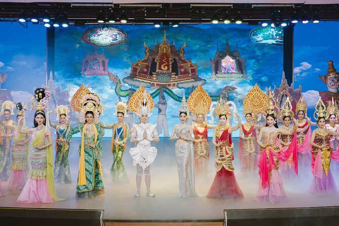 Golden Dome Cabaret Show Bangkok - Who will enjoy Golden Dome most