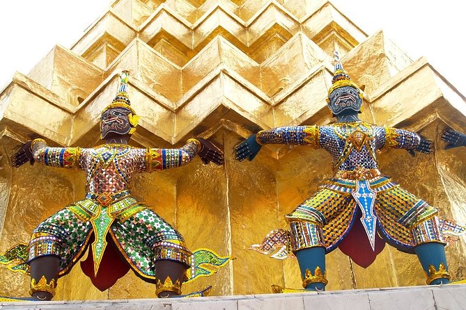 Grand Palace & Temples of Bangkok - Lunch, water, and the real value of $110.25