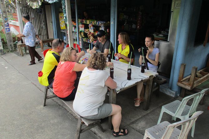 Green Bangkok Bicycle Tour - The long-tail boat connection