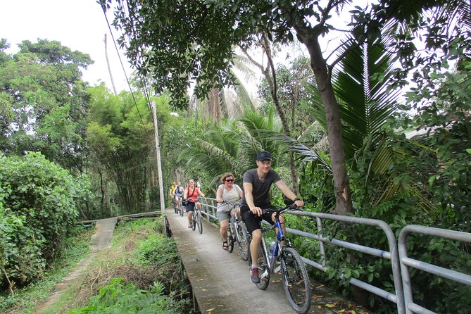 Green Bangkok Bicycle Tour - Entering Bangkok’s green heart