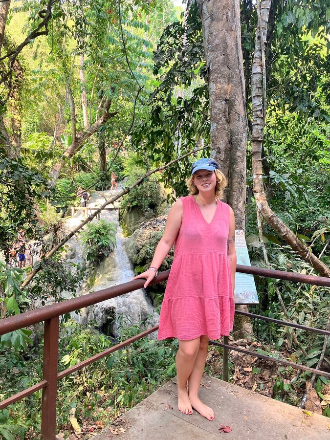 Half Day Chiangmai Bua Tong Sticky Waterfall Tour - Choosing between the easy and steep routes